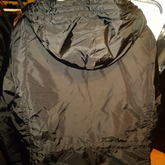 New Danier coat... Military style, XL - Picture 14 of 16